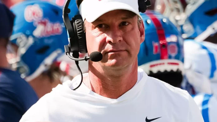 070625-Lane Kiffin-Sidelines-om LSU coach Lane Kiffin